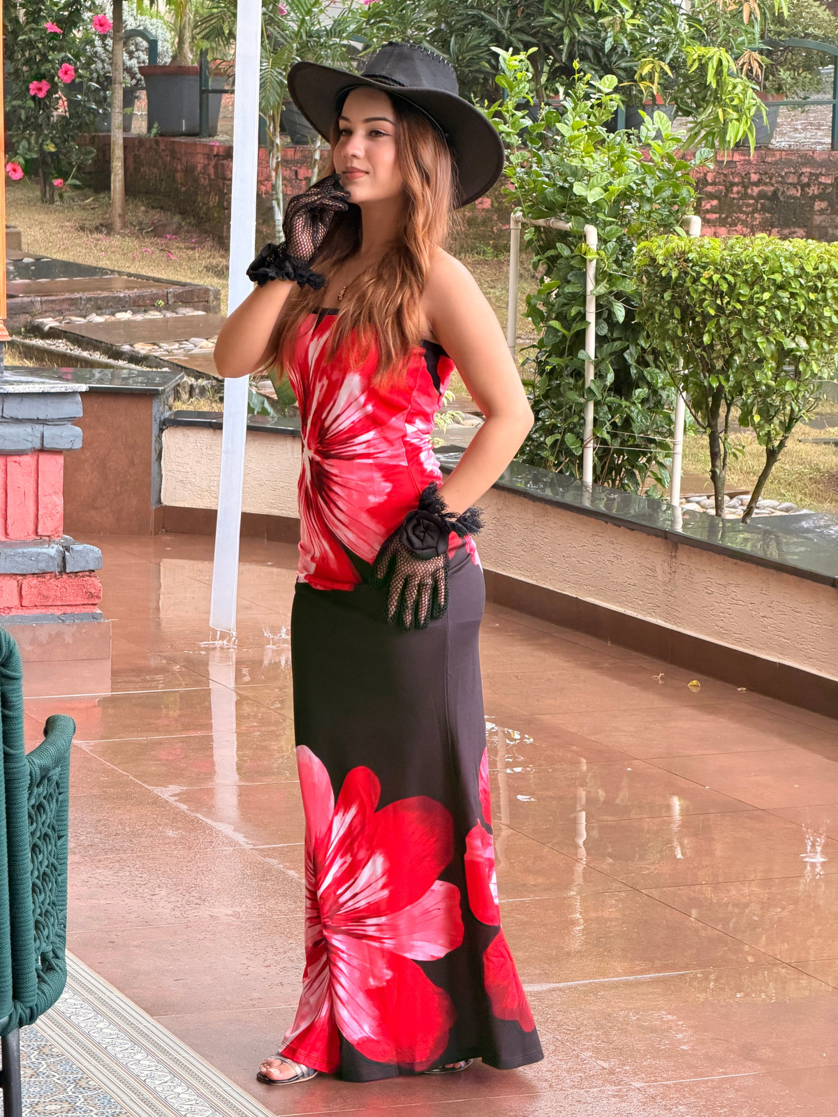 TANDUL Women Crimson Hibiscus Statement Tube Dress