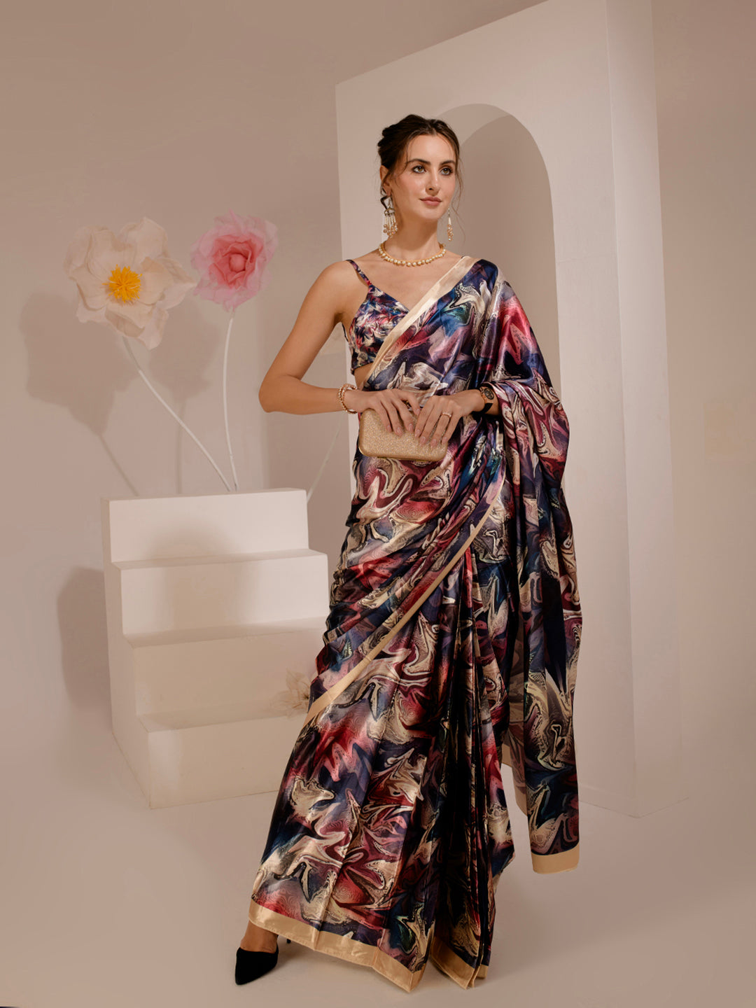 ELTIRE Exquisite Printed Bollywood Style Satin Saree