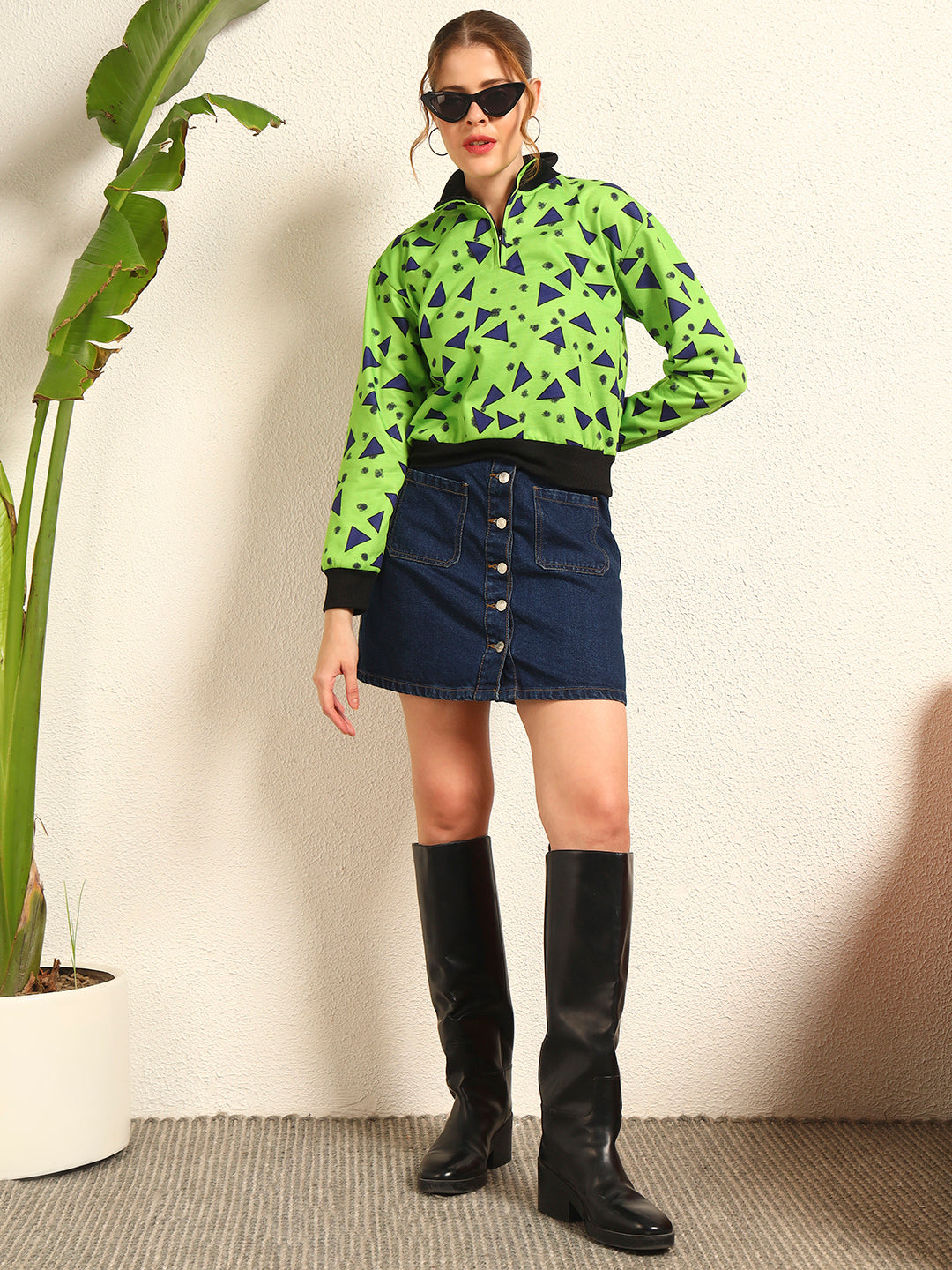 TANDUL Women Striking Neon Green and Black Sweatshirt