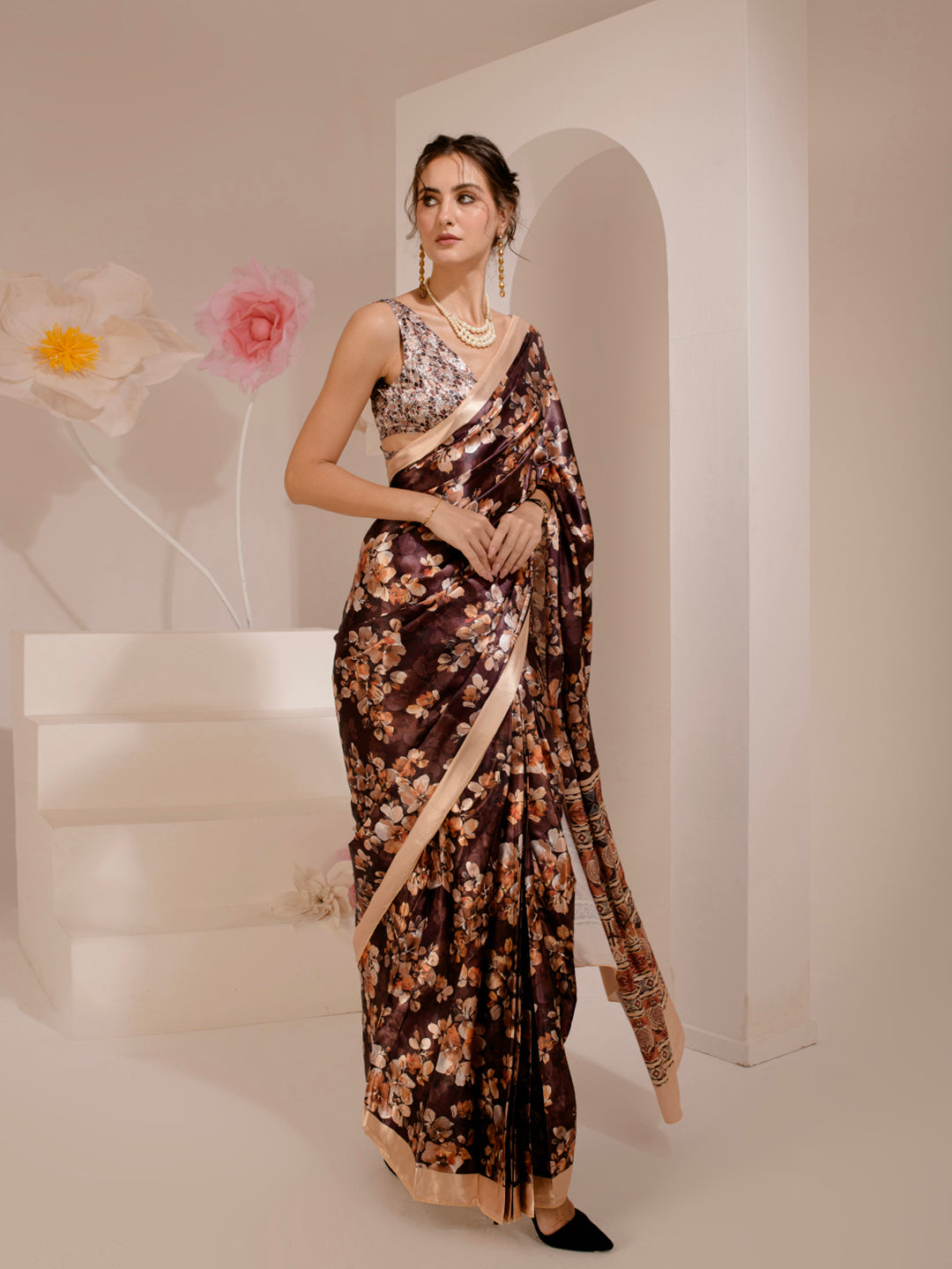 ELTIRE Exquisite Printed Bollywood Style Satin Saree