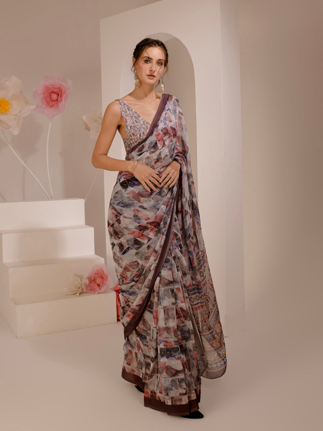 ELTIRE Exquisite Printed Bollywood Style Georgette Saree