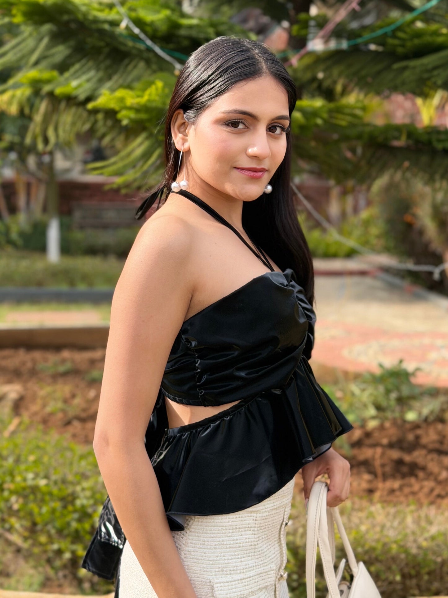 TANDUL Women Elegant Black Crop Top