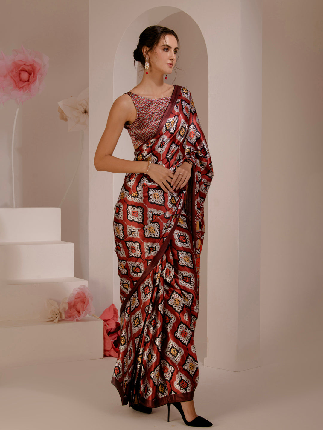 ELTIRE Exquisite Printed Bollywood Style Satin Saree