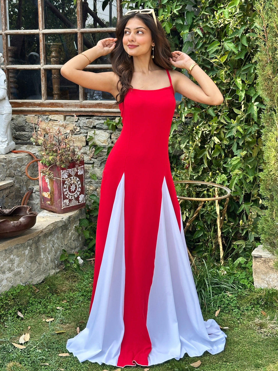 TANDUL Stunning Red and White Flared Dress