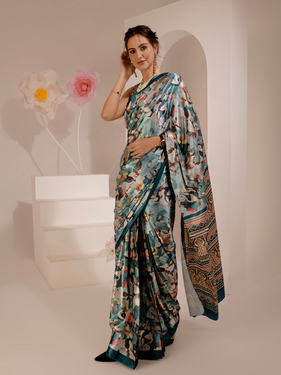 ELTIRE Exquisite Printed Bollywood Style Satin Saree