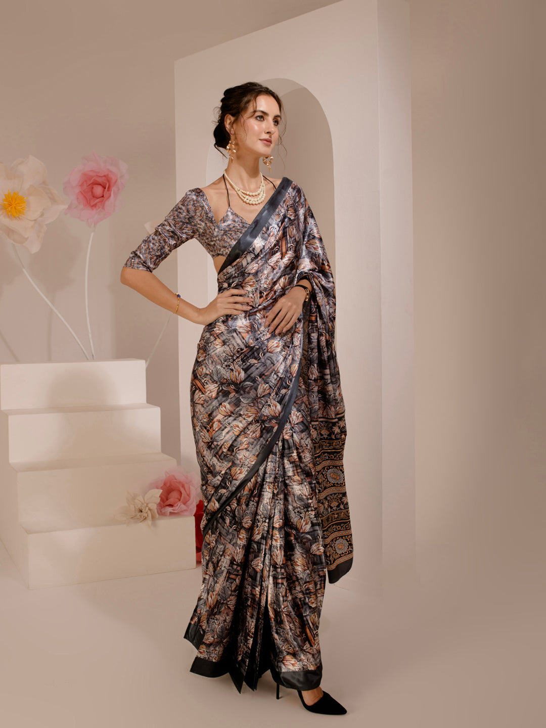 ELTIRE Exquisite Printed Bollywood Style Satin Saree