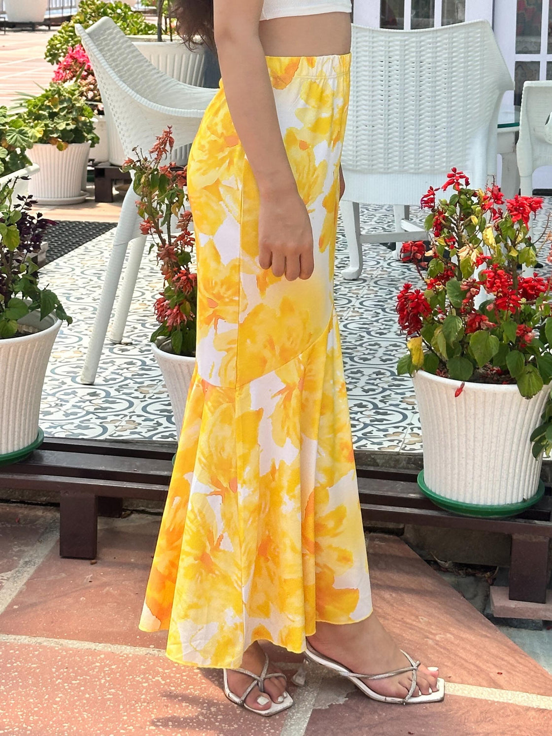 TANDUL Women Stunning Yellow and White Floral Skirt