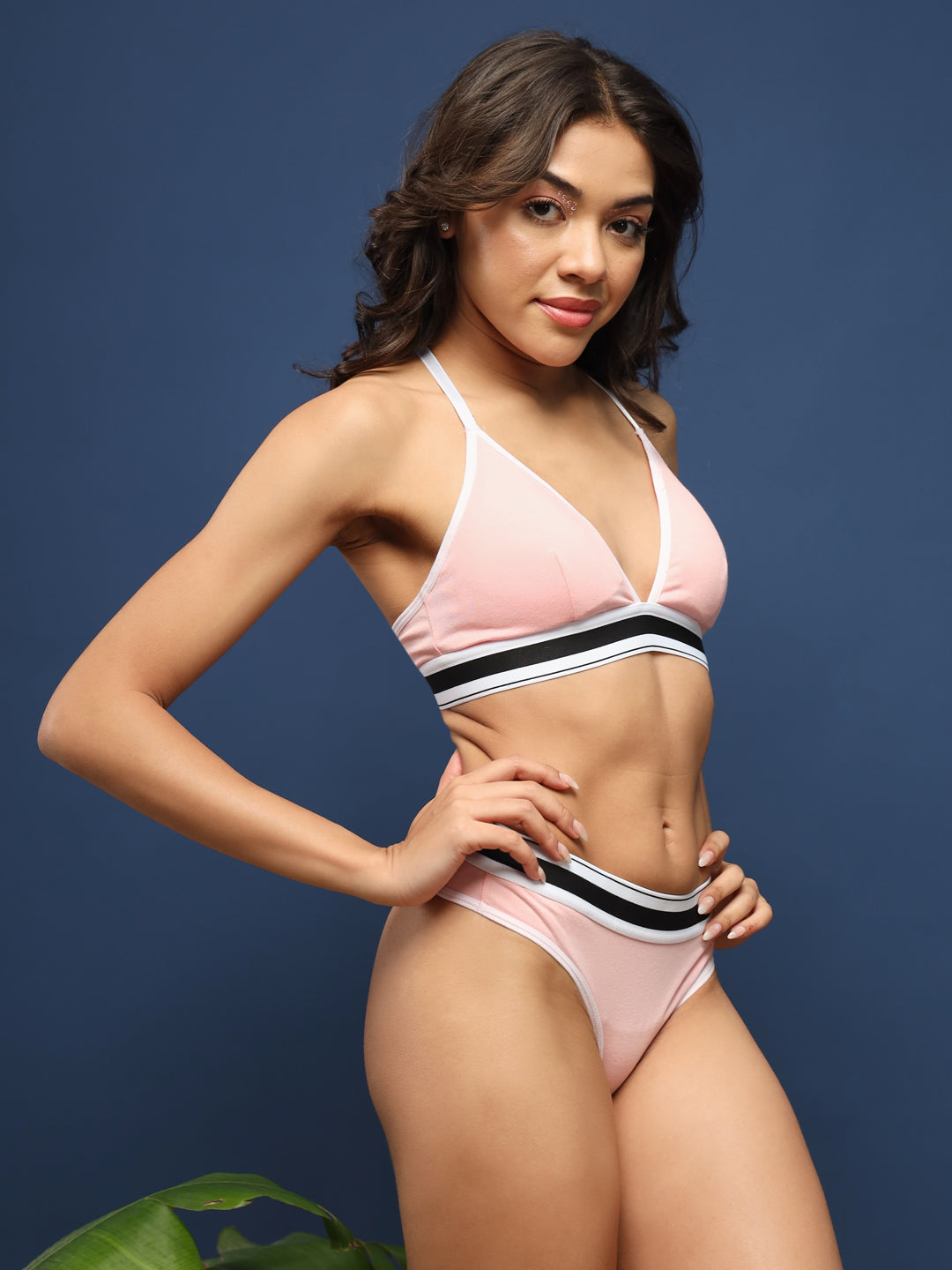 ELTIRE Soft Pink Two Piece Lingerie Set