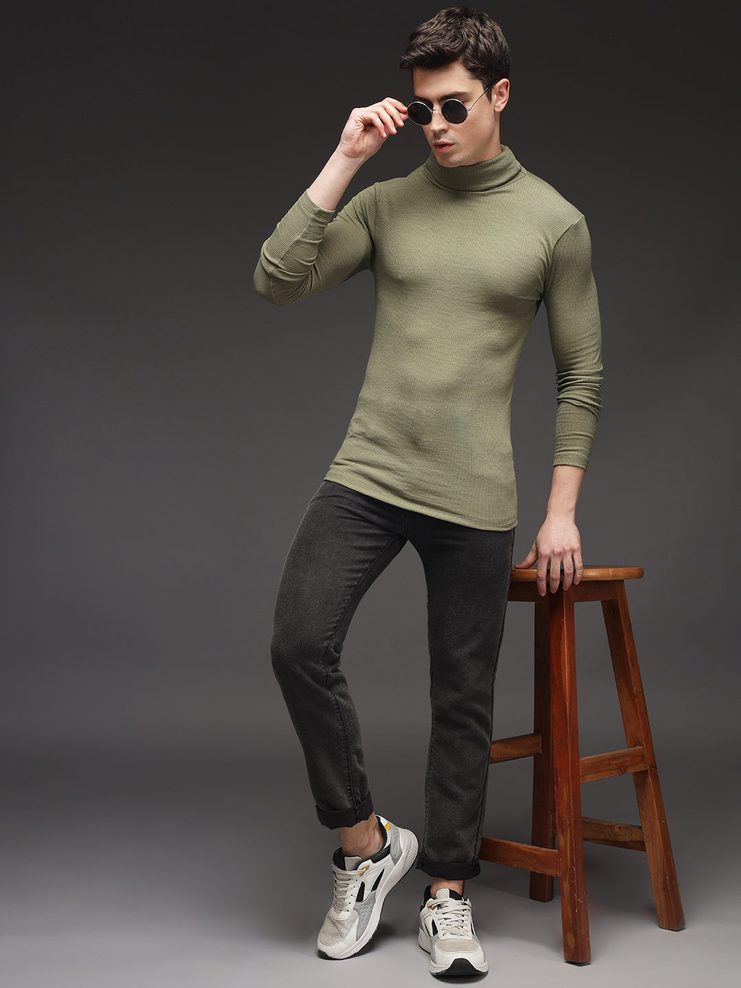 TANDUL Men Solid Turtle Neck Green Sweater