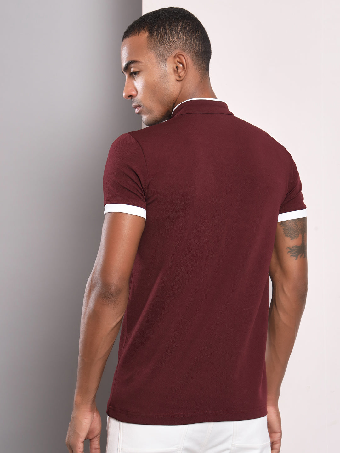 TANDUL Men Solid Stylised Neck Maroon T-Shirt