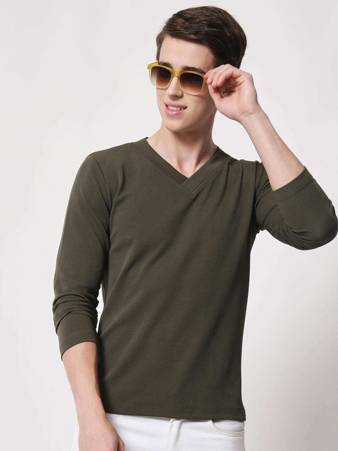 TANDUL  Men Solid V Neck Green T-Shirt